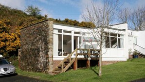 Exterior - Fulmar, Folkeston Hill 41 (Haverfordwest)