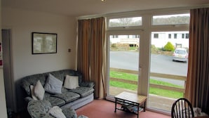Living area - Fulmar, Folkeston Hill 41 (Haverfordwest)