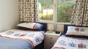 2 bedrooms, bed sheets