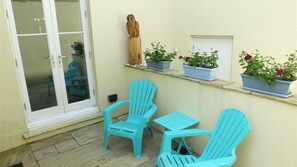 House (2 Bedrooms) | Terrace/patio