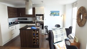 Dishwasher - Glendower House 8 (Tenby)
