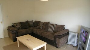 Living area - Beach Court 3 (Saundersfoot)