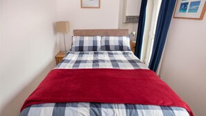 2 bedrooms