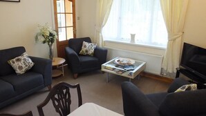 Living area - Little Ilford (Tenby)