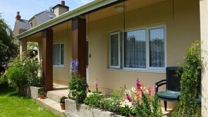 Exterior - Little Ilford (Tenby)