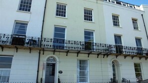 Property grounds - Newton Croft 2 (Tenby)