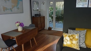 Living area - Pear Tree Cottage (Tenby)