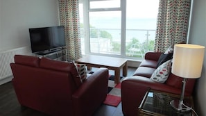 TV - Croft Court 74 (Tenby)