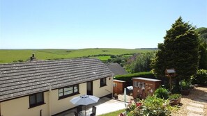 Property grounds - Strawberry Gardens 12A (Tenby)