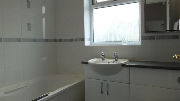 Bathroom - Sirius - Cleggars Park (Pembroke)