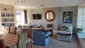 TV - Tiffany House (Tenby)