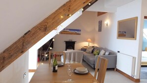 Dining - Tenby Towers (Tenby)