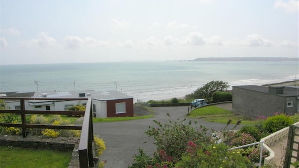 Property grounds - Waters Edge 16 (Narberth)