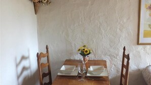 Dining - The Stable (Tenby)