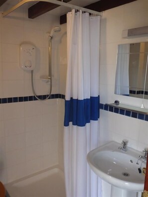 Bathroom - The Stable (Tenby)