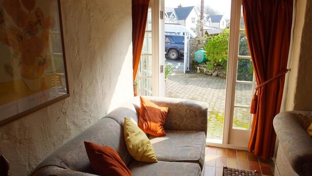 Living room - The Stable (Tenby)