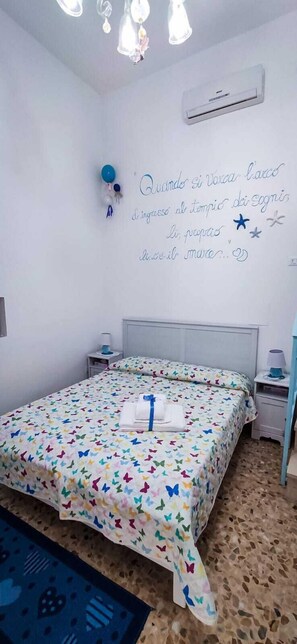 Comfort Quadruple Room, 1 Bedroom, Ensuite, Tower | Premium bedding, free minibar, individually decorated - La Casa Di Nicole (Polignano a Mare)