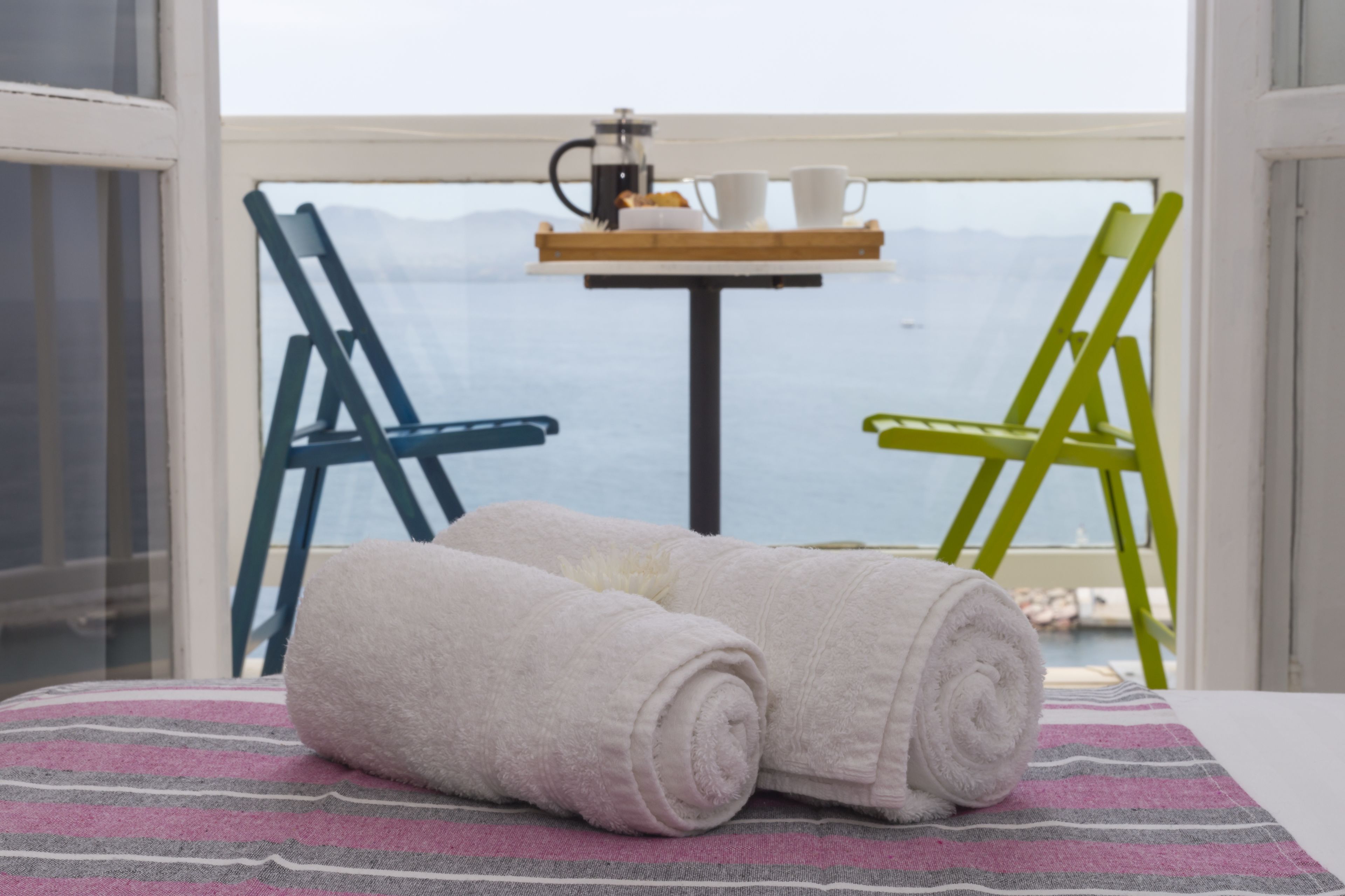 خزنة داخل الغرفة ومكتب وواي فاي مجانًا وملاءات أسرّة