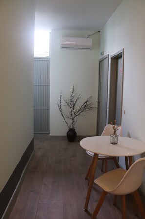 Free daily continental breakfast - Mirandesa Garden (Porto)
