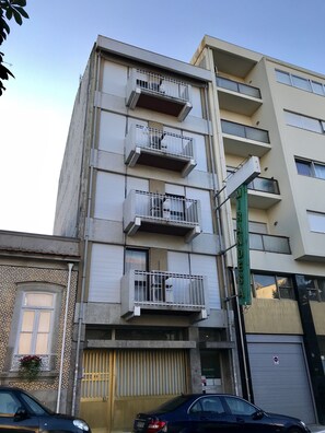 Exterior - Mirandesa Garden (Porto)