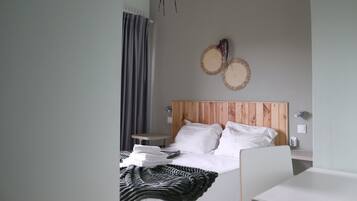 Double Room, Private Bathroom | 1 bedroom, individually decorated, desk, laptop workspace