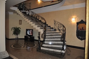 Reception hall - Hotel Amber (Batumi)