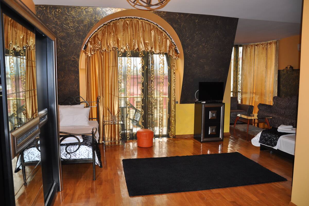 Deluxe Quadruple Room, Multiple Beds