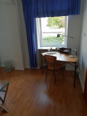 Doppelzimmer | Wohnbereich | Flachbildfernseher