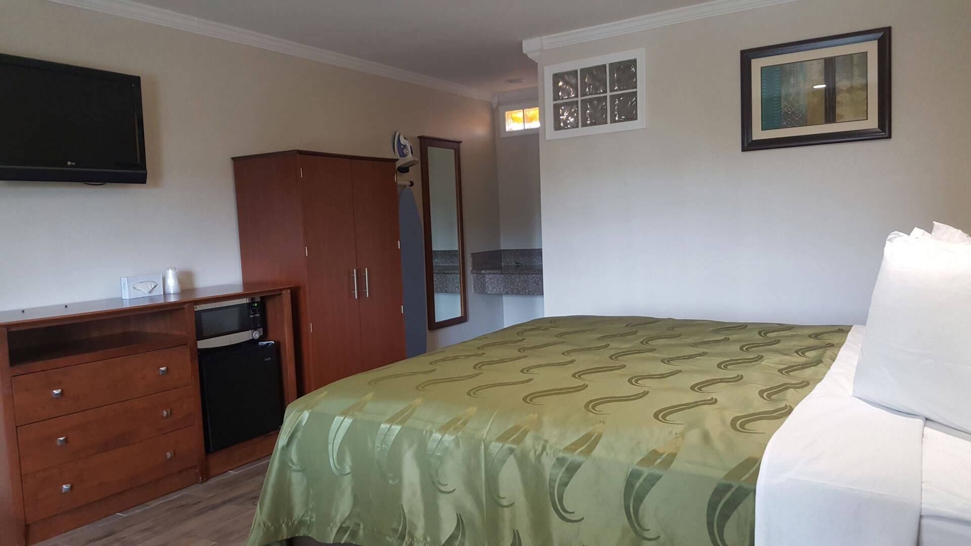 15 habitaciones y sábanas de algodón egipcio 