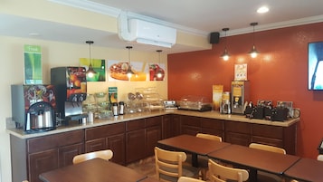 Desayuno continental incluido todos los días