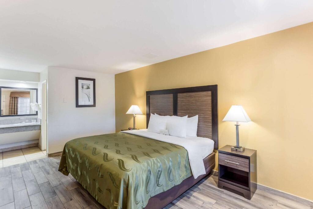 15 habitaciones y sábanas de algodón egipcio 