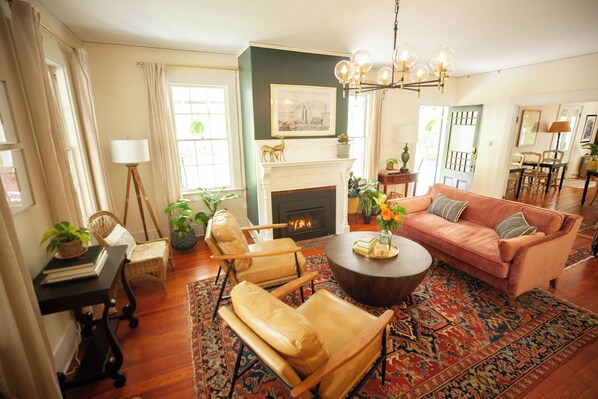 المنشأة من الداخل