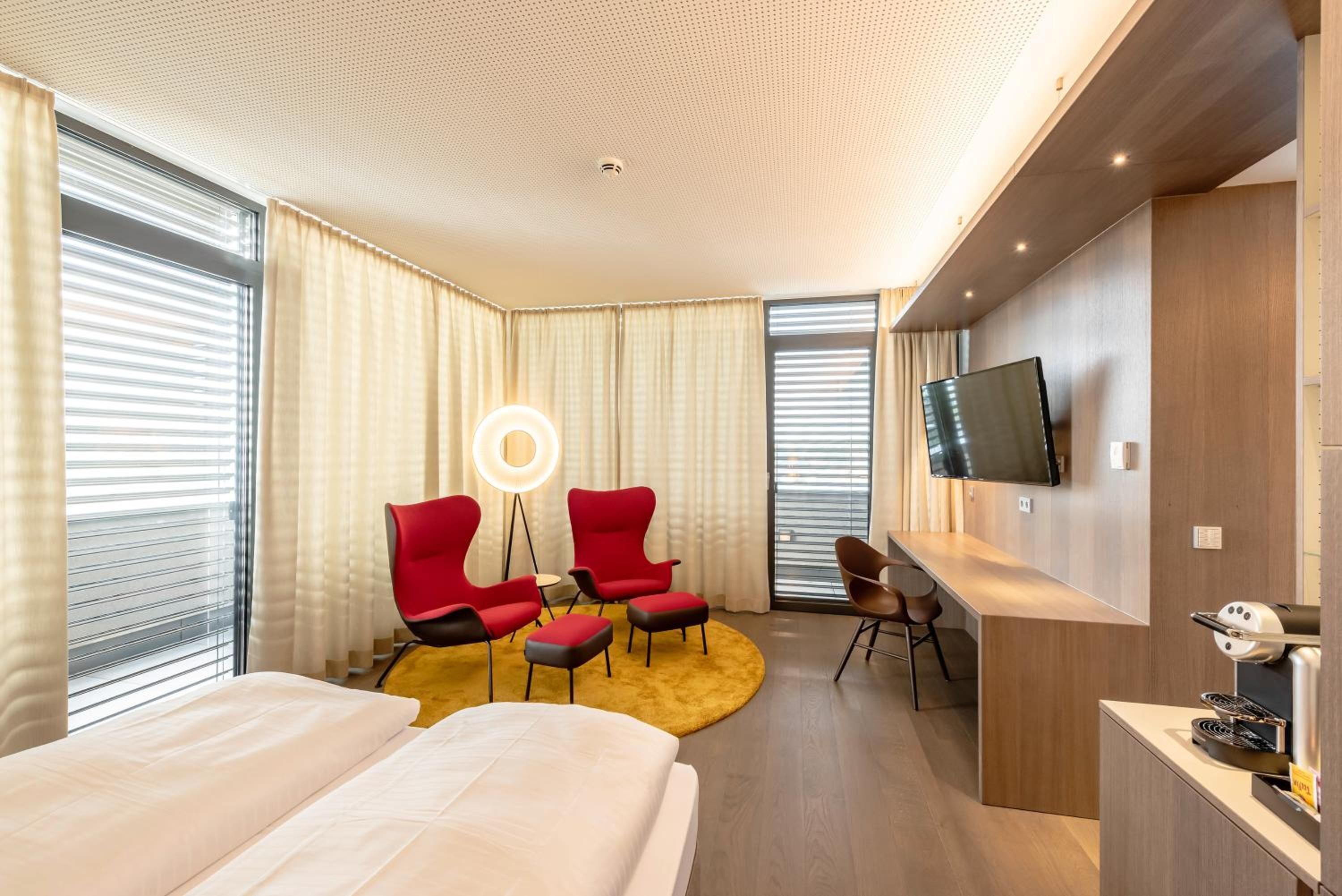 minibar, in-room safe, desk, blackout curtains