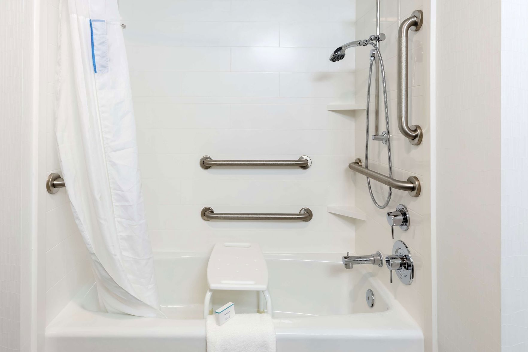 Bathroom | Free toiletries, hair dryer, towels