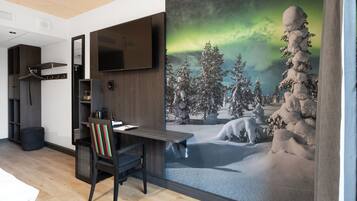Minibar, desk, laptop workspace, blackout drapes