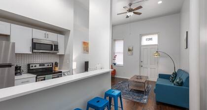 Apts at S 8th by NamaStay