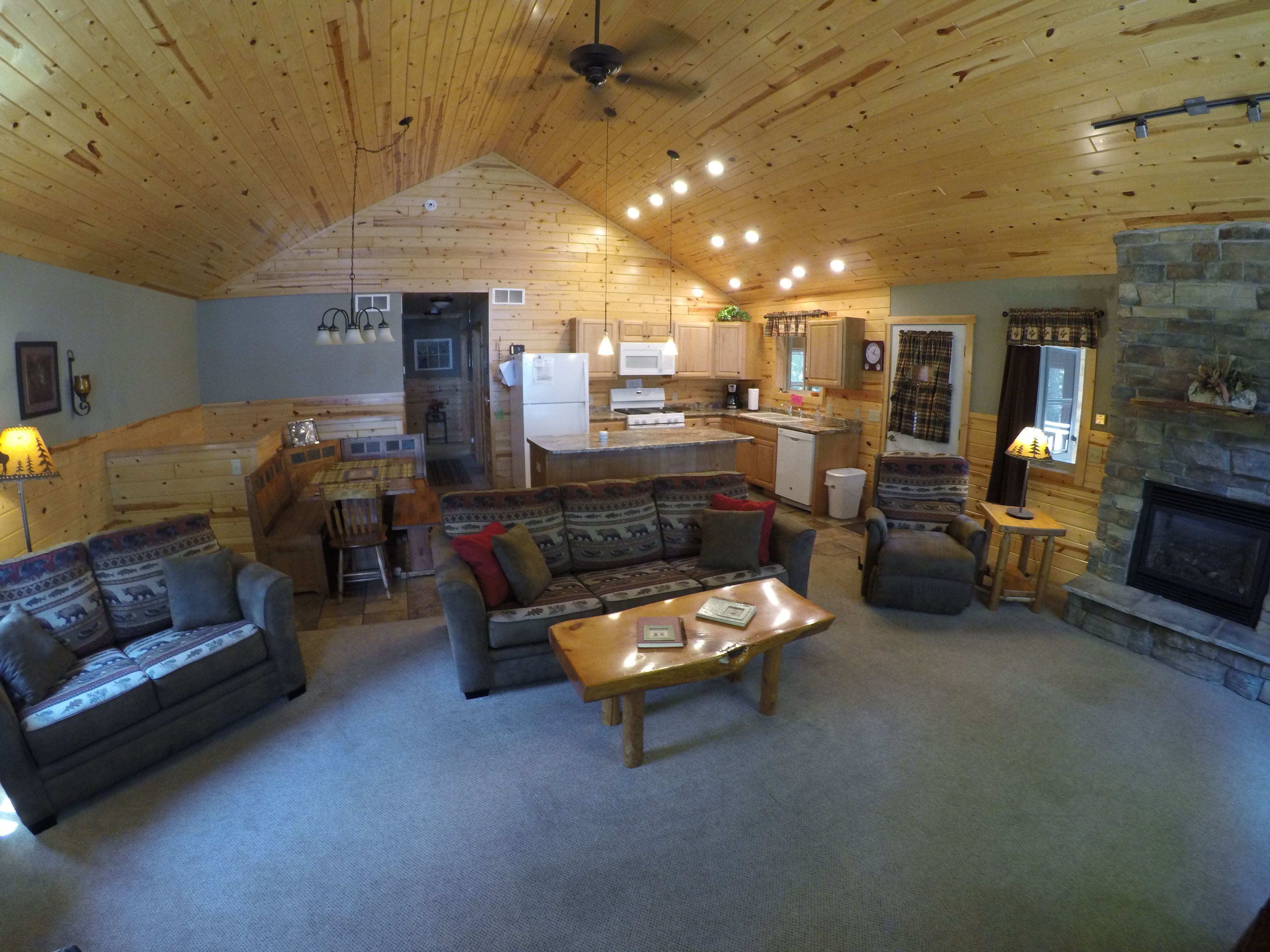 Cabin, 3 Bedrooms, Fireplace, Lake View (Willow Wood) | Living room
