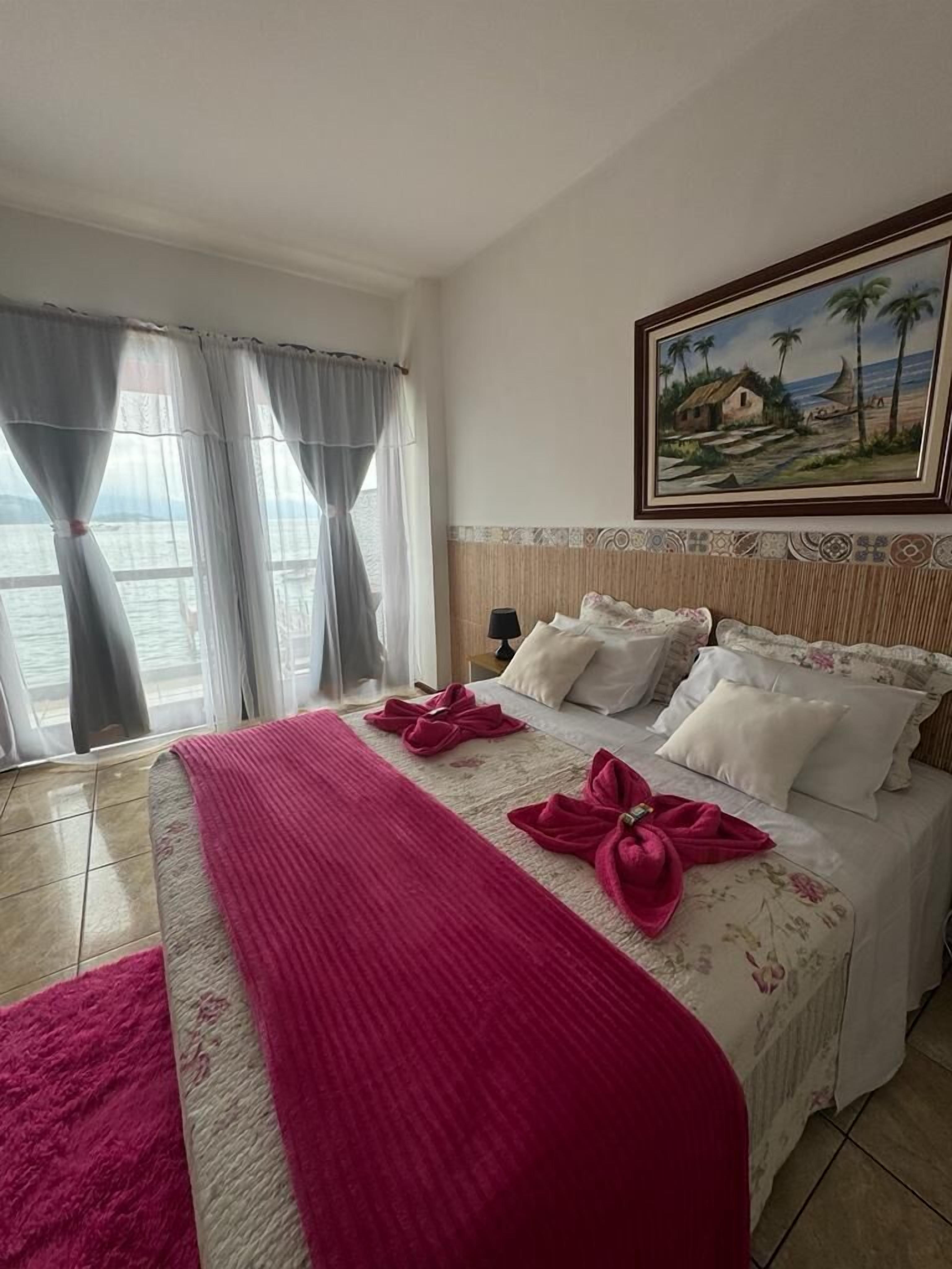 Quarto duplo tradicional | Frigobar, cortinas blackout, ferros/tábuas de passar roupa