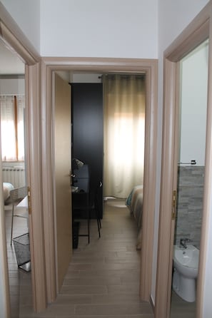 Economy-Dreibettzimmer, Gemeinschaftsbad (Via Gallicano nel Lazio, 1)
