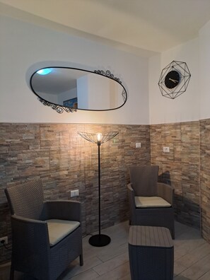 Reception - Vacanza a Casa (Rome)