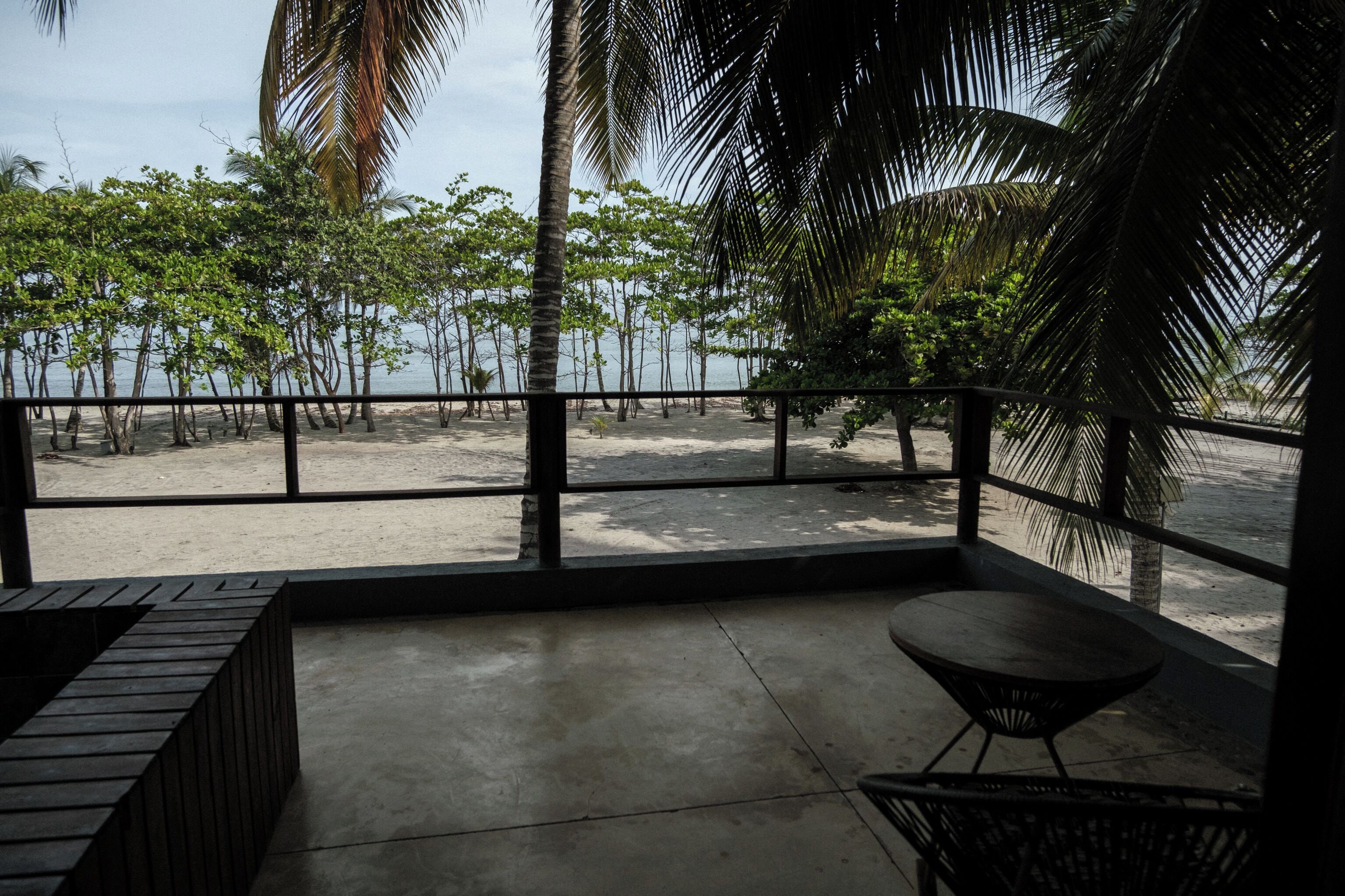 デラックス ルーム バルコニー シービュー | ベッドシーツ