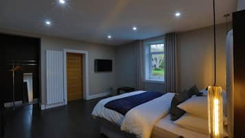 Knocklayde - king room | 1 bedroom, Egyptian cotton sheets, premium bedding, Select Comfort beds