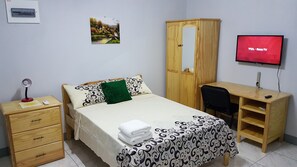 Studio, 1 Double Bed, Partial Ocean View | Premium bedding, in-room safe, individually decorated - Sunburst Apartments (Arnos Vale)