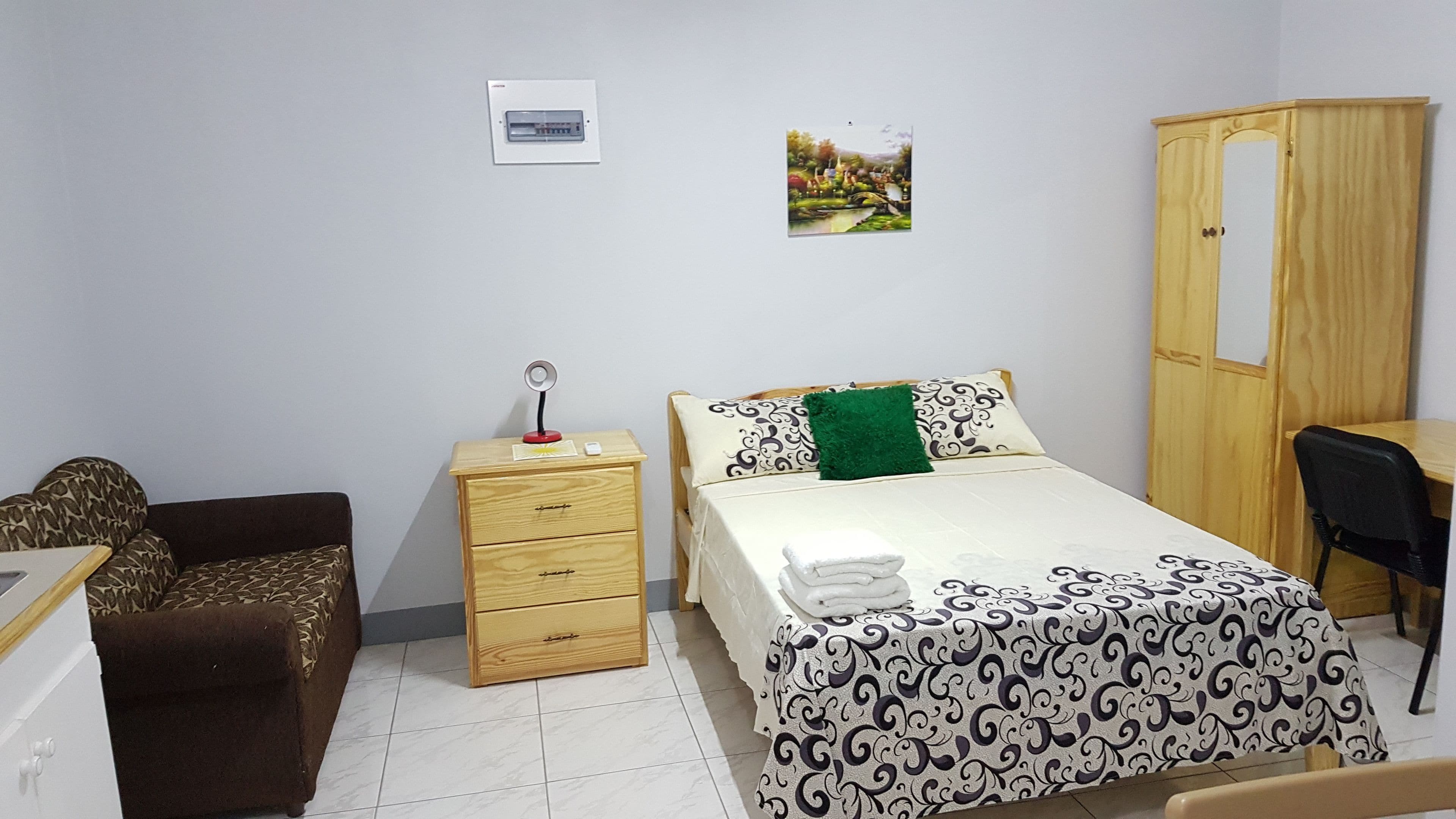 Studio, 1 Double Bed, Partial Ocean View | Premium bedding, in-room safe, individually decorated