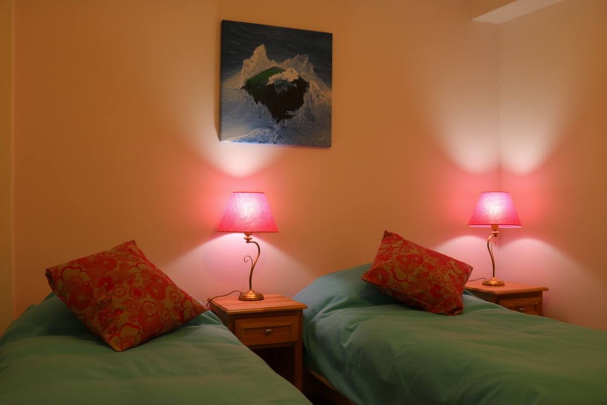 Blackout curtains, free WiFi, bed sheets