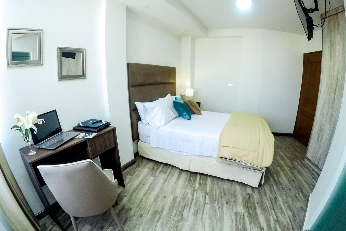 Habitación doble, 1 cama de matrimonio, accesible para personas con discapacidad, no fumadores | Wifi gratis