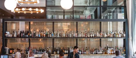 Bar (in der Unterkunft)