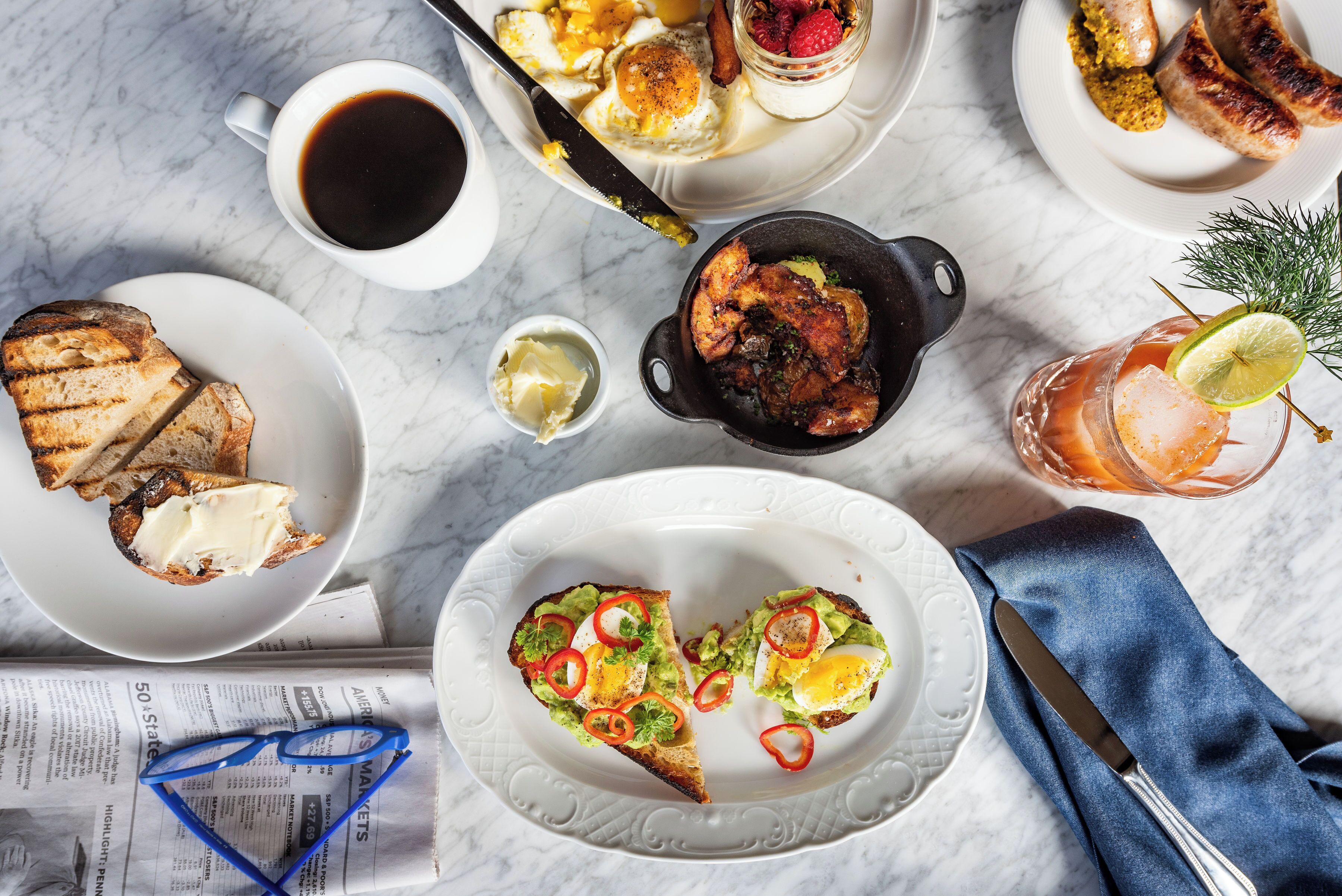 breakfast, lunch and dinner served