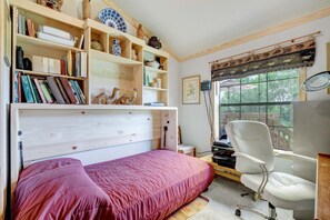 3 chambres, bureau, fer et planche à repasser, Wi-Fi gratuit