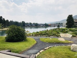 Property grounds - Ski mountain & Lake Views -Resort Shuttle, Keystone Convention Center - 2 BR (Keystone)